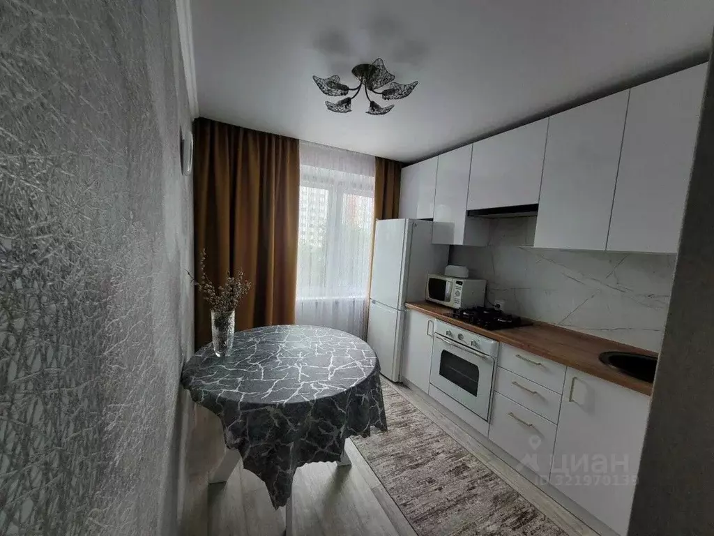 2-к кв. Челябинская область, Челябинск Комсомольский просп., 32 (49.0 ... - Фото 1