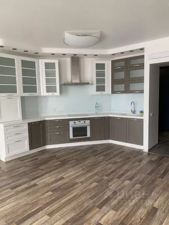 1-к кв. Москва пос. Коммунарка, ул. Бачуринская, 13 (50.0 м) - Фото 0