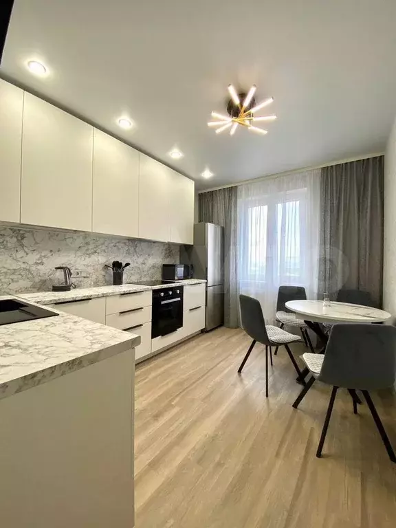 2-к. квартира, 50 м, 7/20 эт. - Фото 0
