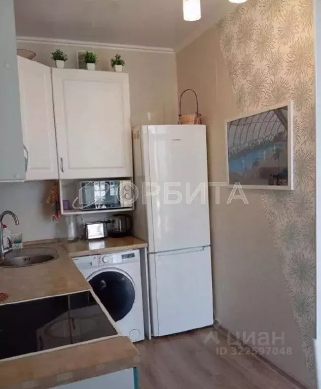 Студия Тюменская область, Тюмень ул. Тимофея Чаркова, 81 (27.6 м) - Фото 2