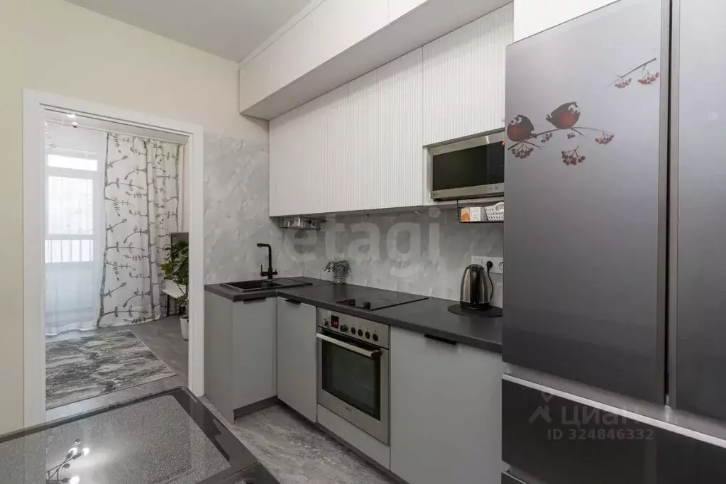 2-к кв. Тюменская область, Тюмень Профсоюзная ул., 61 (56.0 м) - Фото 1