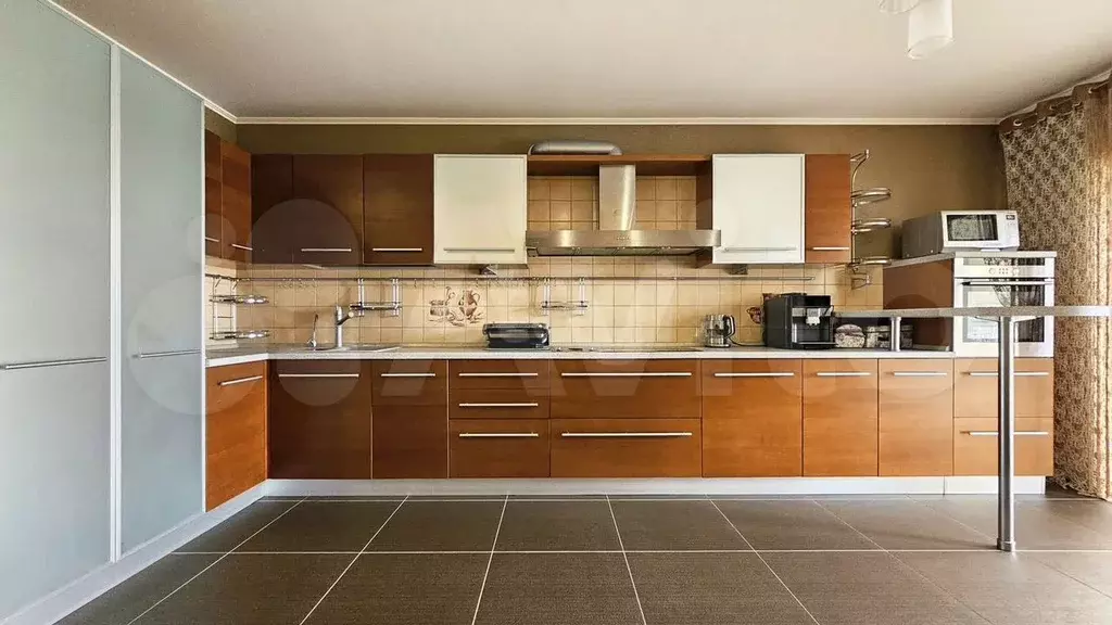 3-к. квартира, 140,1 м, 9/9 эт. - Фото 1