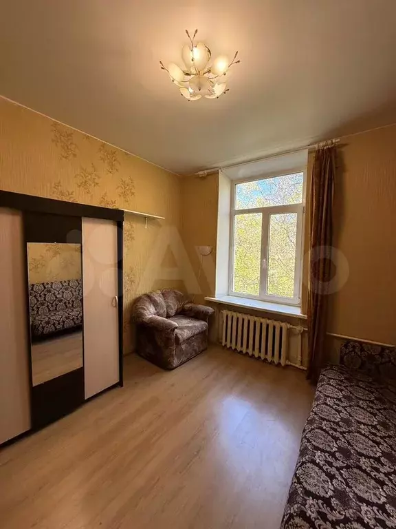 Комната 12 м в 3-к., 3/3 эт. - Фото 0