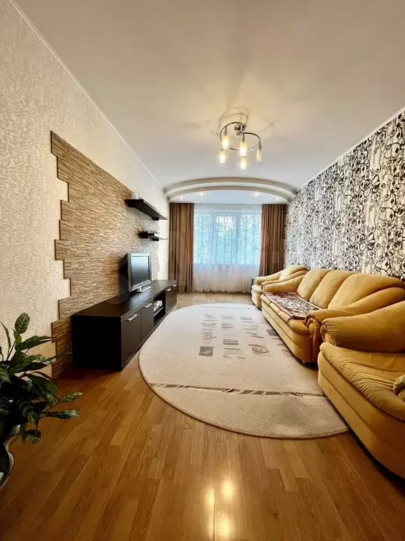 3-к. квартира, 69,5 м, 2/9 эт. - Фото 1