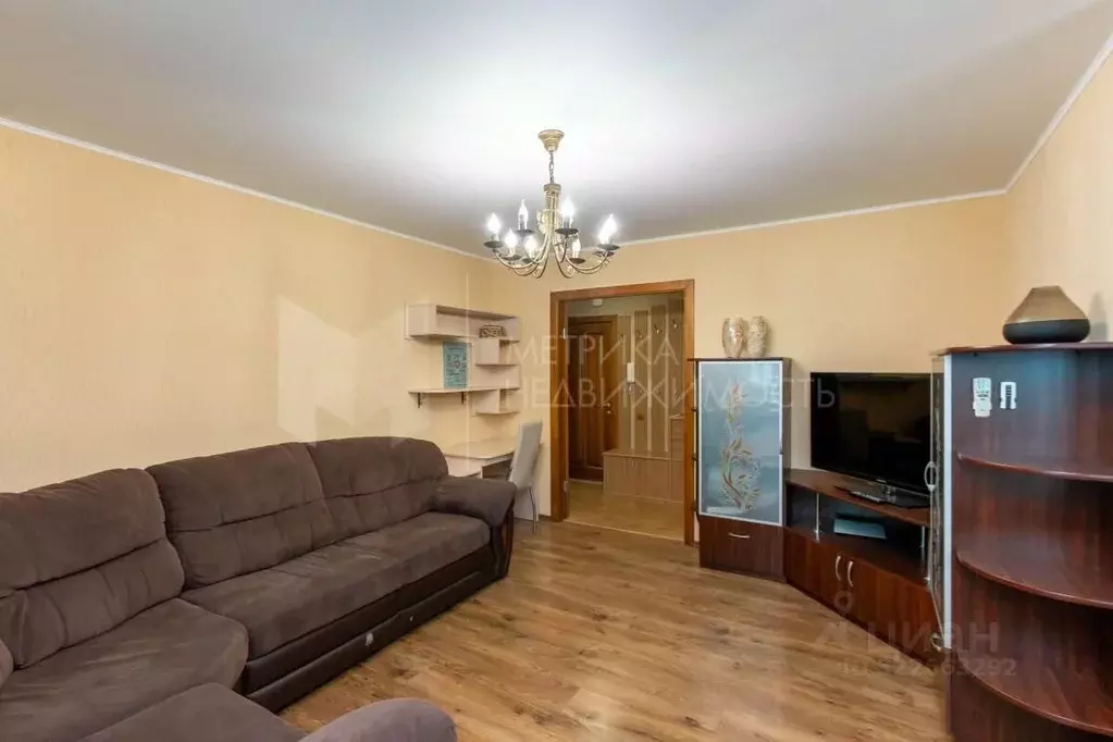 3-к кв. Тюменская область, Тюмень ул. Максима Горького, 10 (74.0 м) - Фото 1