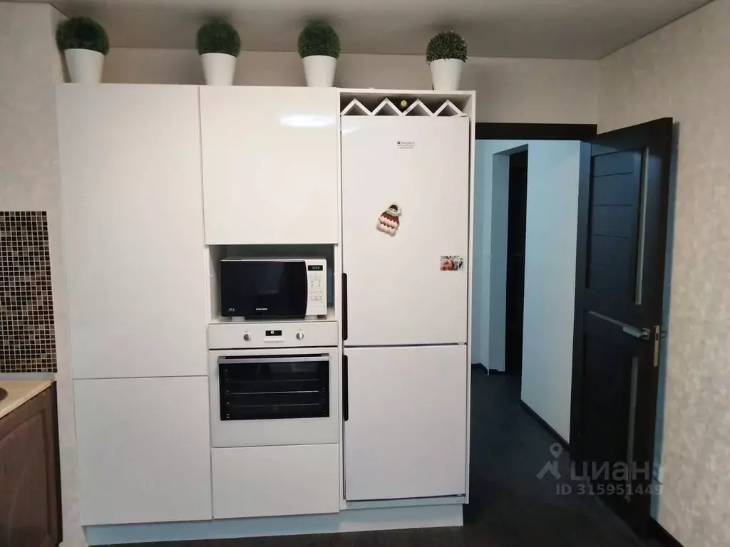 2-к кв. Тюменская область, Тюмень ул. Дмитрия Менделеева, 12к1 (66.0 ... - Фото 1