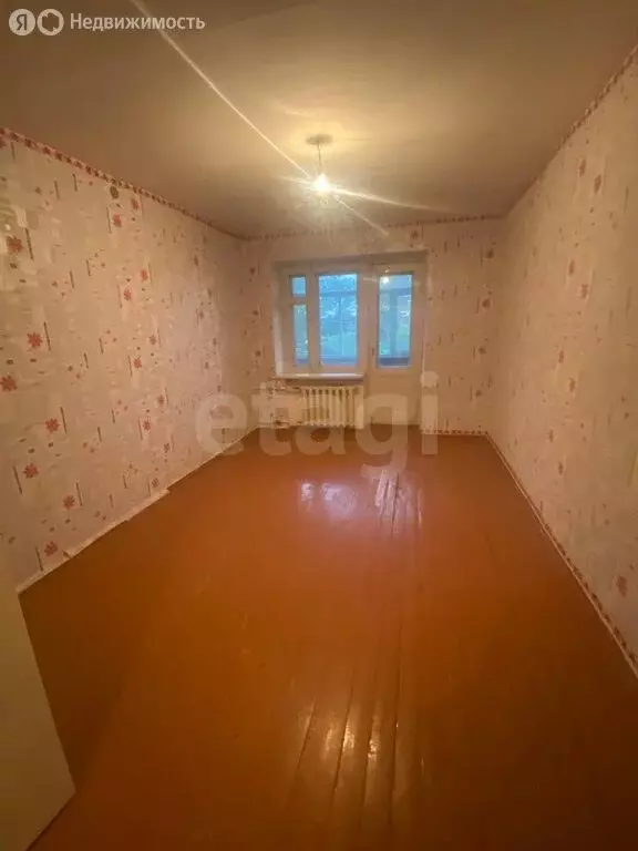 3-комнатная квартира: Тавда, улица Кирова, 120 (64.6 м) - Фото 1