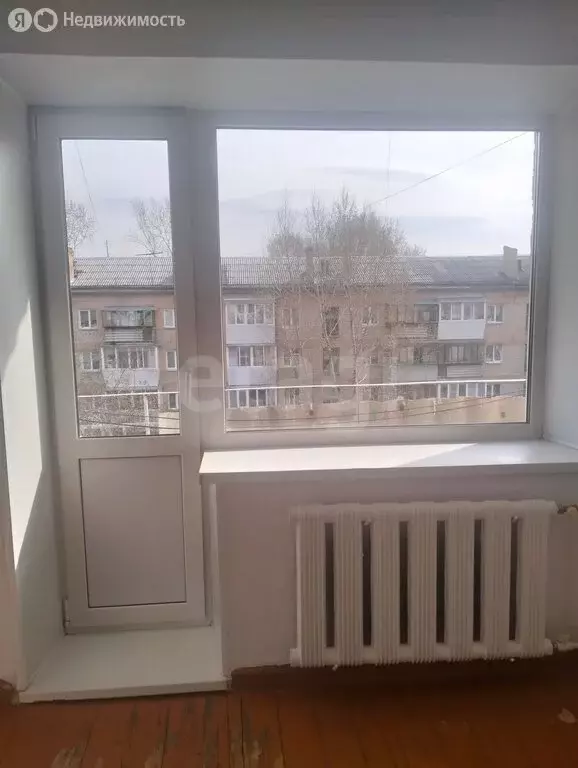 1-комнатная квартира: Сатка, улица 50 лет ВЛКСМ, 27 (32.8 м) - Фото 1