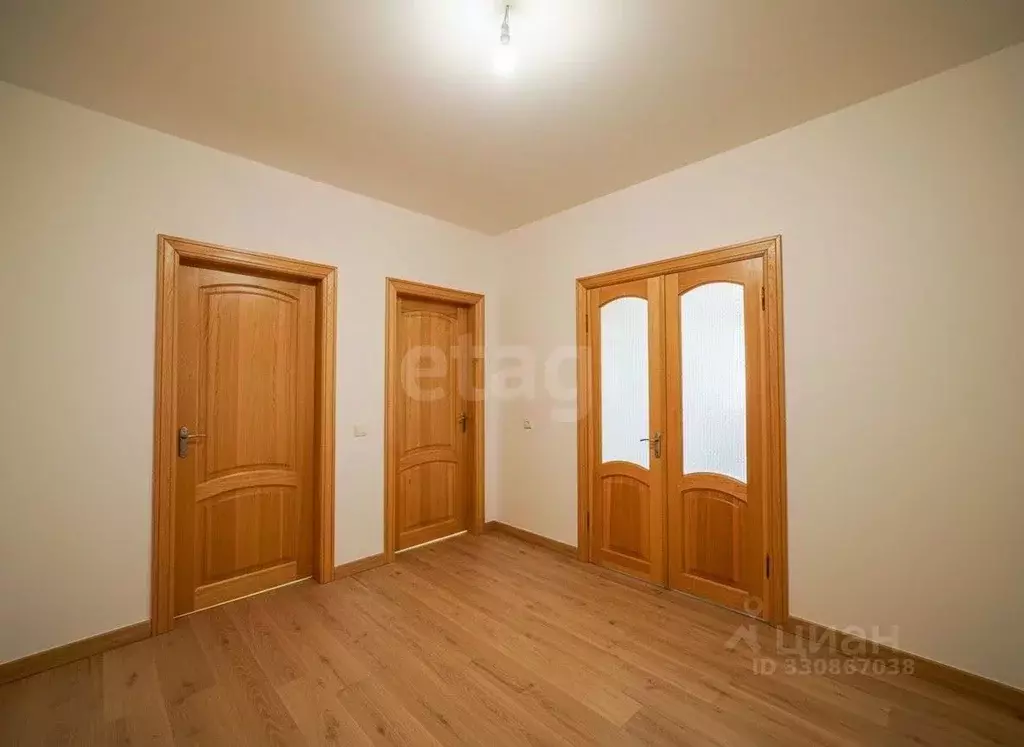 3-к кв. Крым, Симферополь ул. Балаклавская (68.4 м) - Фото 1