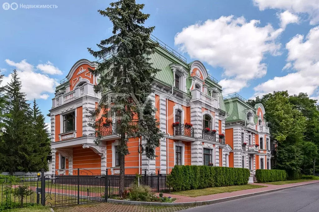 4-комнатная квартира: Санкт-Петербург, Санаторная аллея, 3 (225.3 м) - Фото 0