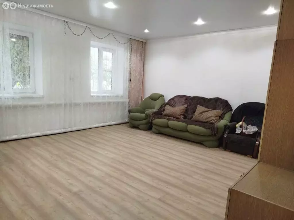 Дом в хутор Красновка, улица Комарова (120 м) - Фото 1