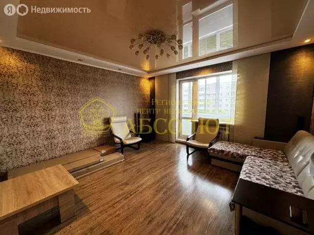 3-комнатная квартира: Ревда, улица Мира, 36 (62.4 м) - Фото 1