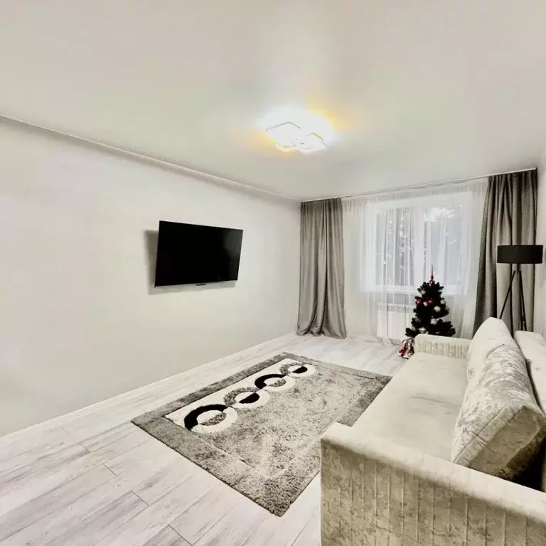 1-к кв. Севастополь ул. Героев Бреста, 11 (43.9 м) - Фото 1