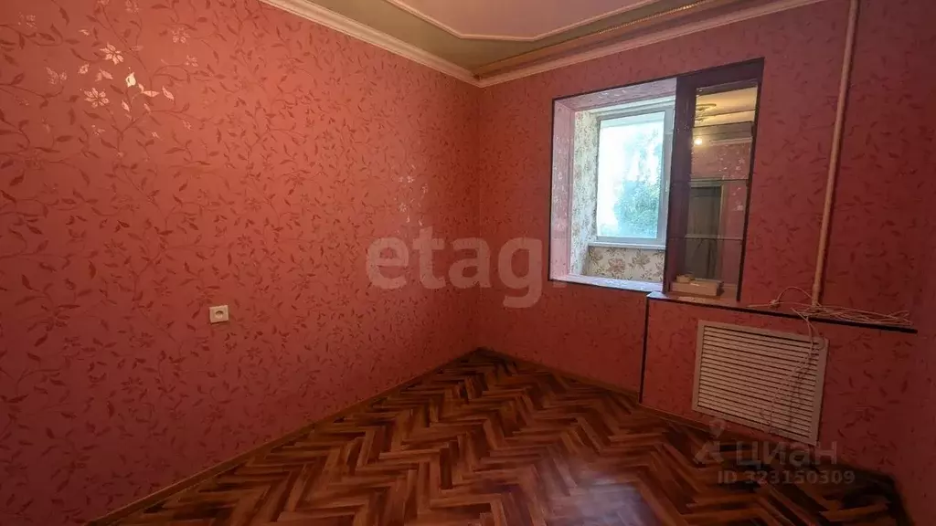 Комната Ханты-Мансийский АО, Лангепас Парковая ул., 13 (12.4 м) - Фото 1