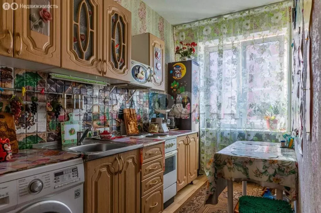 3-комнатная квартира: Новосибирск, улица Вавилова, 1 (54.9 м) - Фото 0