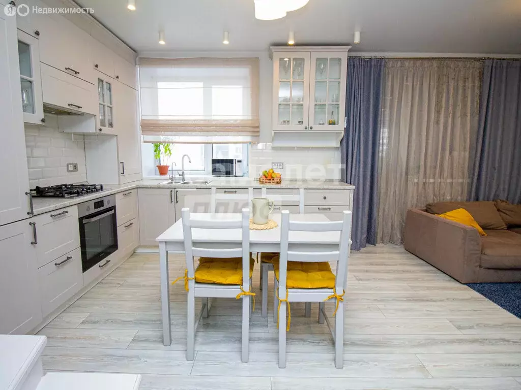 3-комнатная квартира: Ульяновск, улица Кирова, 37 (72.3 м) - Фото 2