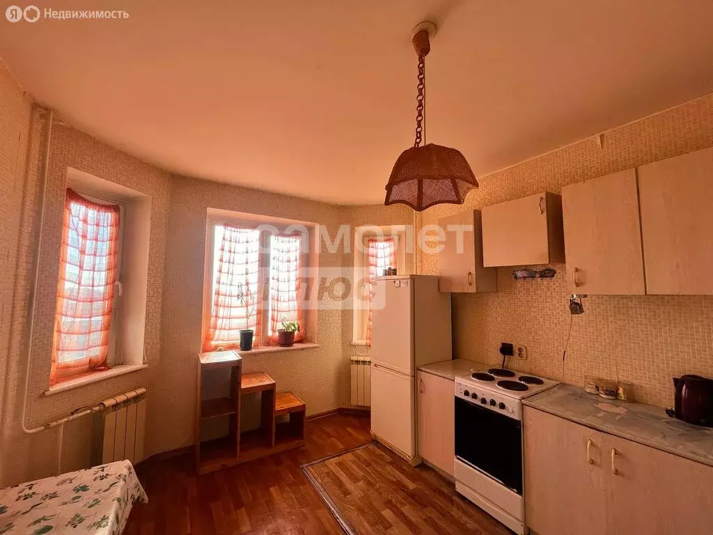 2-комнатная квартира: Курск, проспект Победы, 12 (56 м) - Фото 1