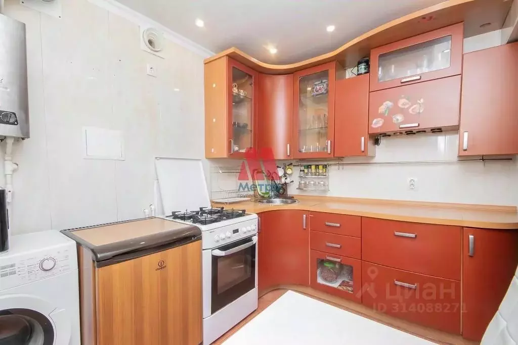 3-к кв. Ярославская область, Тутаев ул. Моторостроителей, 41 (64.0 м) - Фото 2