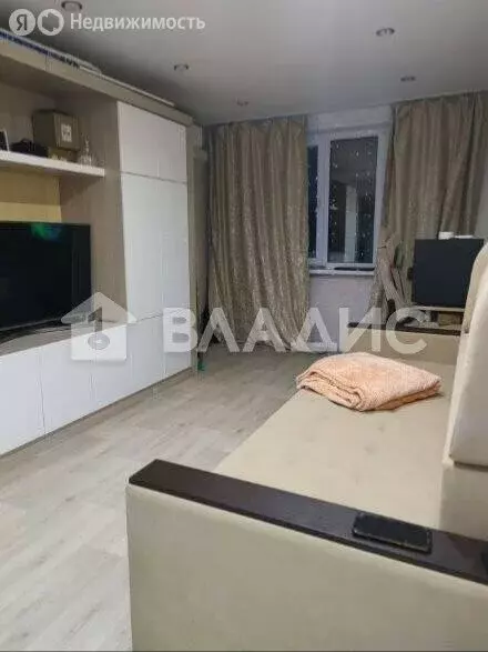 3-комнатная квартира: посёлок Челюскинский, Садовая улица, 25/1 (70 м) - Фото 1