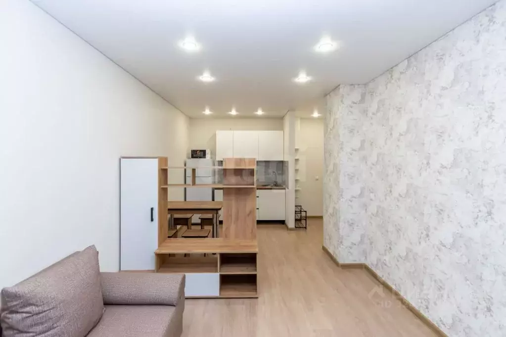 Студия Тюменская область, Тюмень ул. Первооткрывателей, 2 (26.0 м) - Фото 1