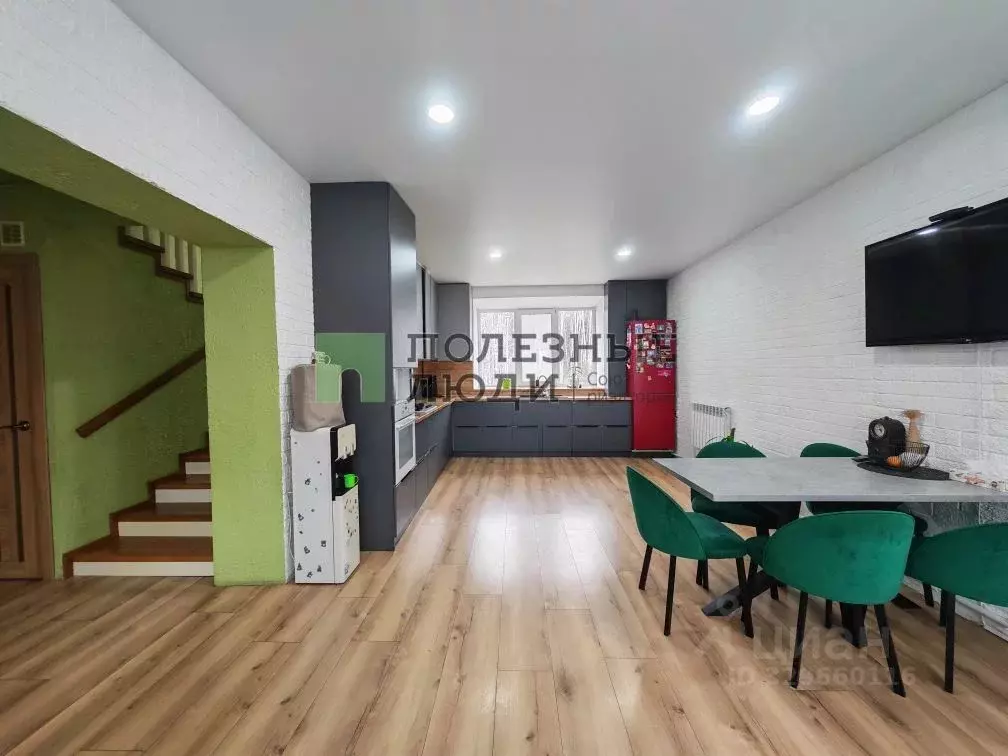Коттедж в Курганская область, Курган Радужный мкр, 75 (160 м) - Фото 1