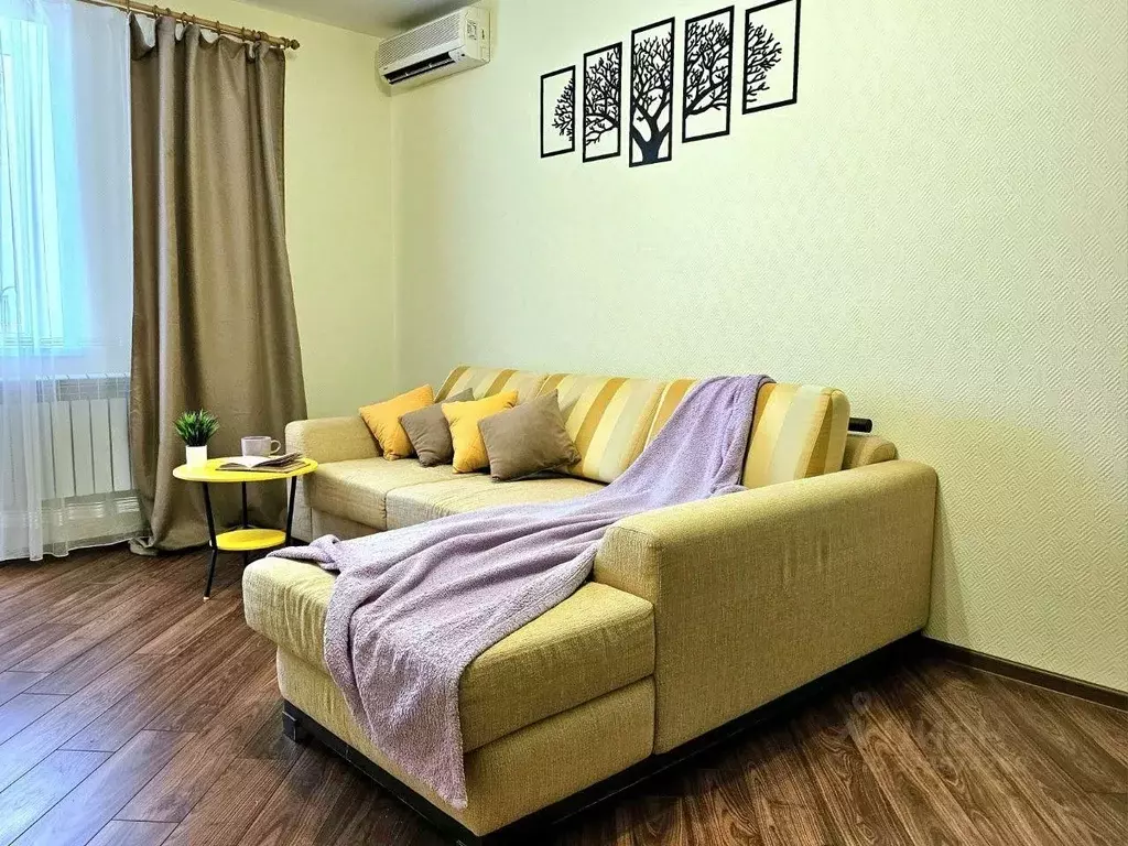 1-к кв. Волгоградская область, Волгоград ул. Пархоменко, 8 (40.0 м) - Фото 2