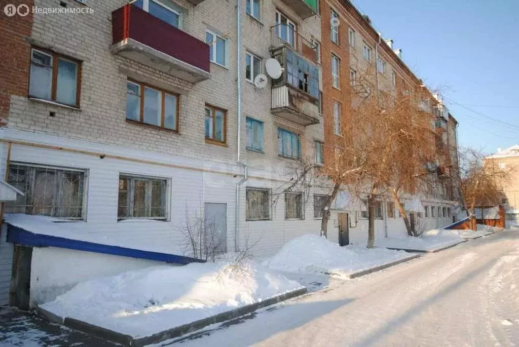 2-комнатная квартира: Ялуторовск, улица Скворцова-Степанова, 8 (42 м) - Фото 2