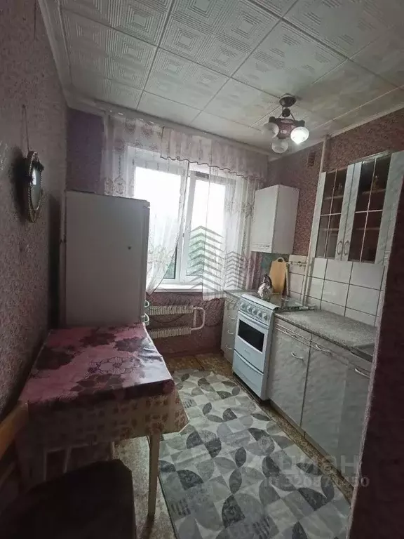 2-к кв. Белгородская область, Старый Оскол Интернациональный мкр, 8 ... - Фото 0