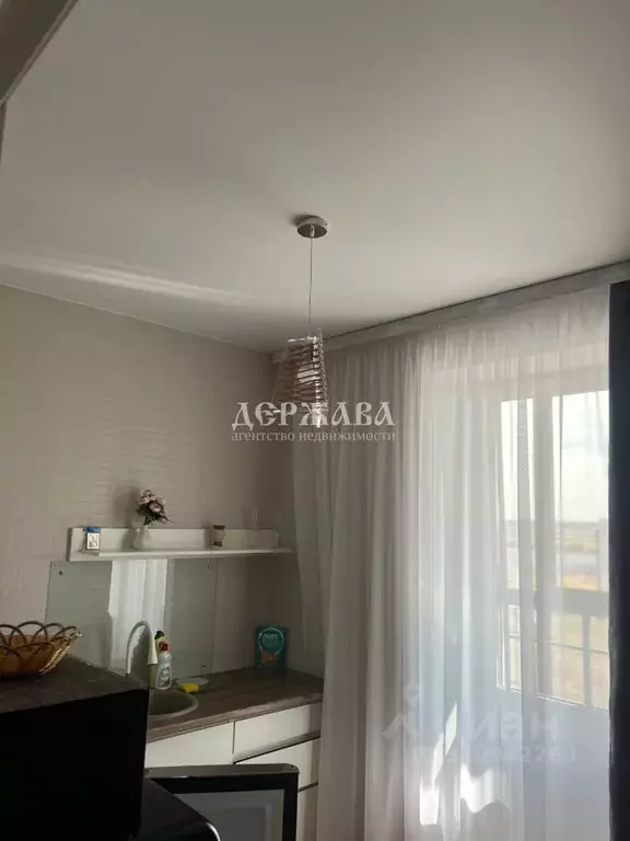 1-к кв. Белгородская область, Старый Оскол Центральный мкр, 4А (37.0 ... - Фото 0