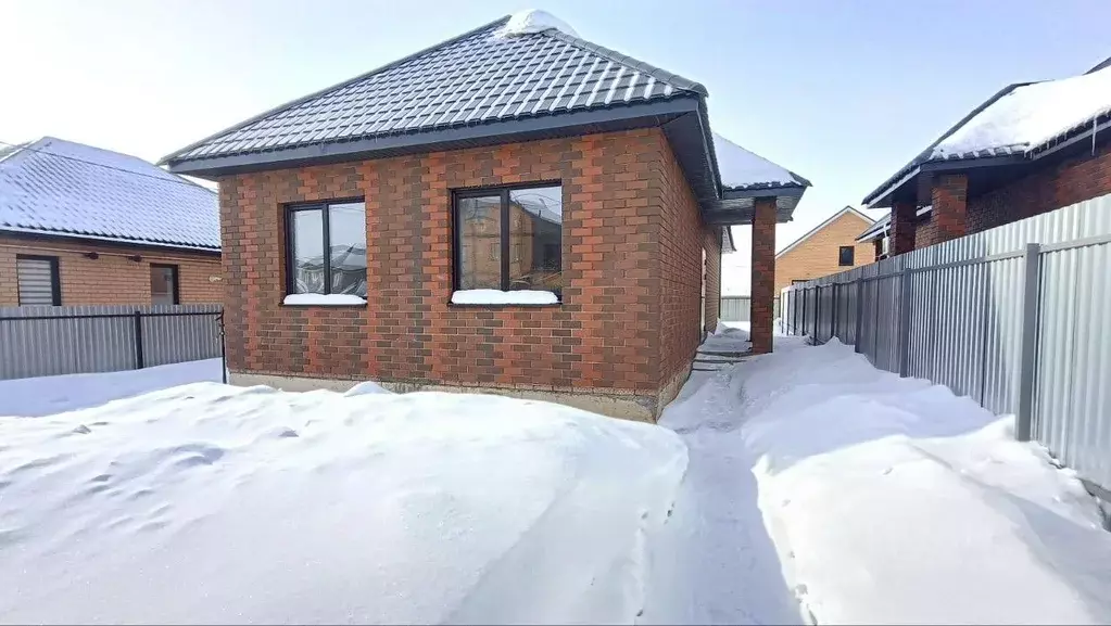 Дом в Оренбургская область, Оренбург ул. Балхашская, 14 (96 м) - Фото 1