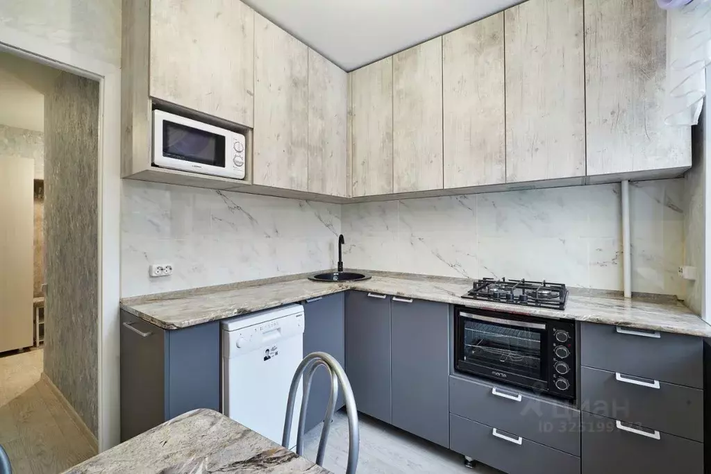 2-к кв. Челябинская область, Челябинск ул. Кирова, 9 (44.0 м) - Фото 1