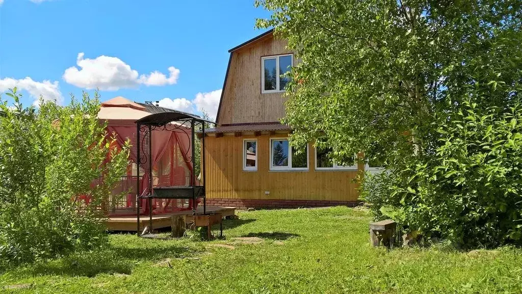 Дом в Челябинская область, Кусинский район, Магнитское городское ... - Фото 0