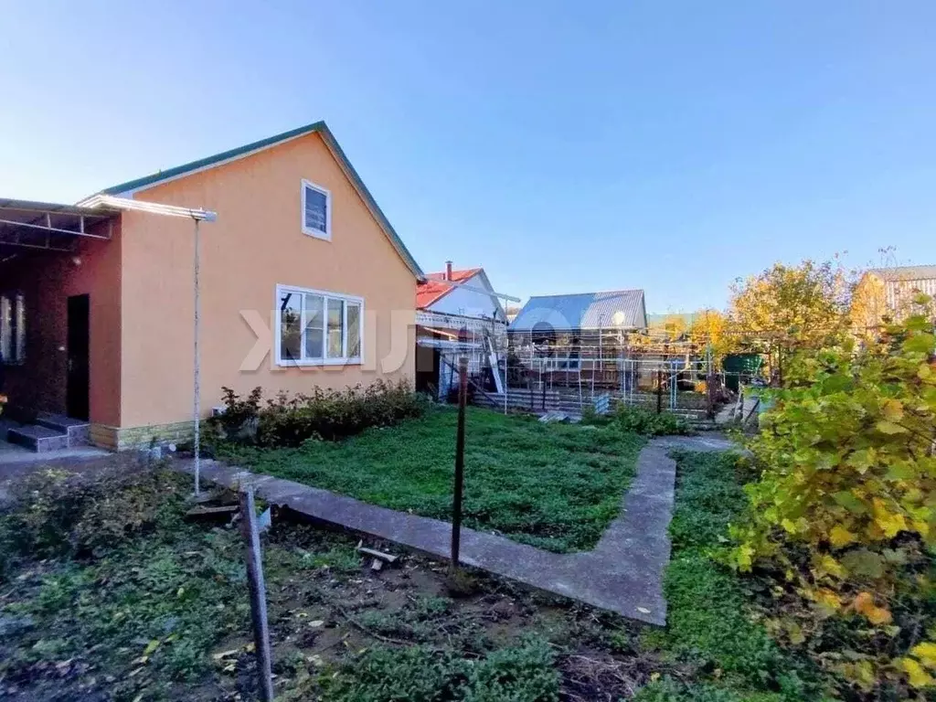 Дом в Ставропольский край, Георгиевск Садовый пер. (107 м) - Фото 1