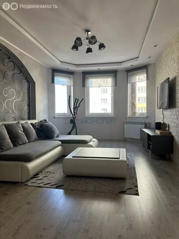 3-комнатная квартира: Нижний Новгород, улица Академика Сахарова, 109к1 ... - Фото 1