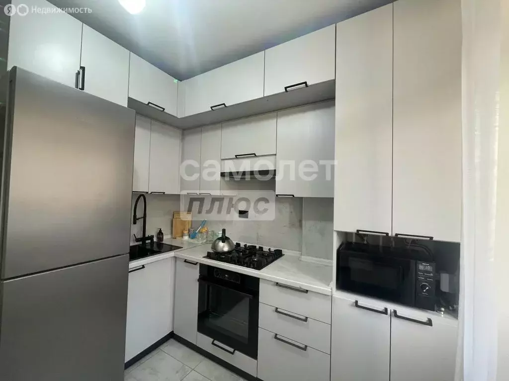 1-комнатная квартира: Михайловск, улица Владислава Листьева, 3 (33.9 ... - Фото 1