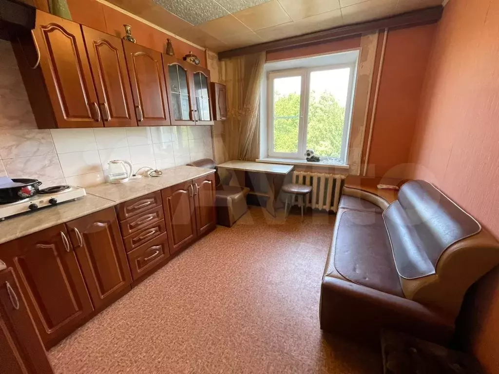 3-к. квартира, 70м, 3/6эт. - Фото 1