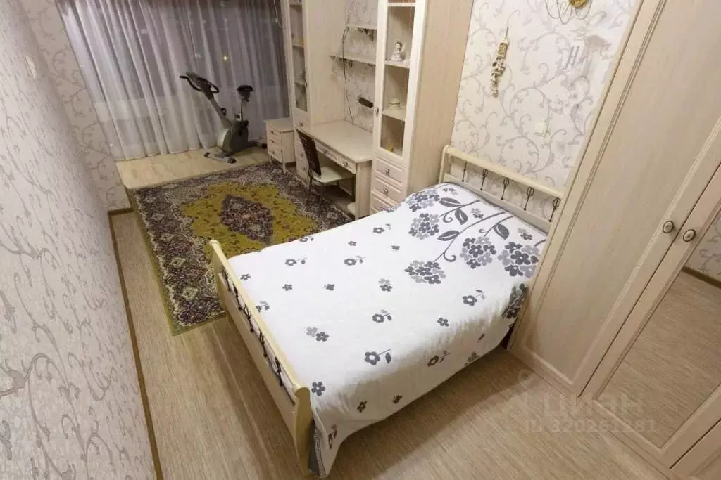 3-к кв. Астраханская область, Астрахань пер. Островского, 22 (120.0 м) - Фото 1