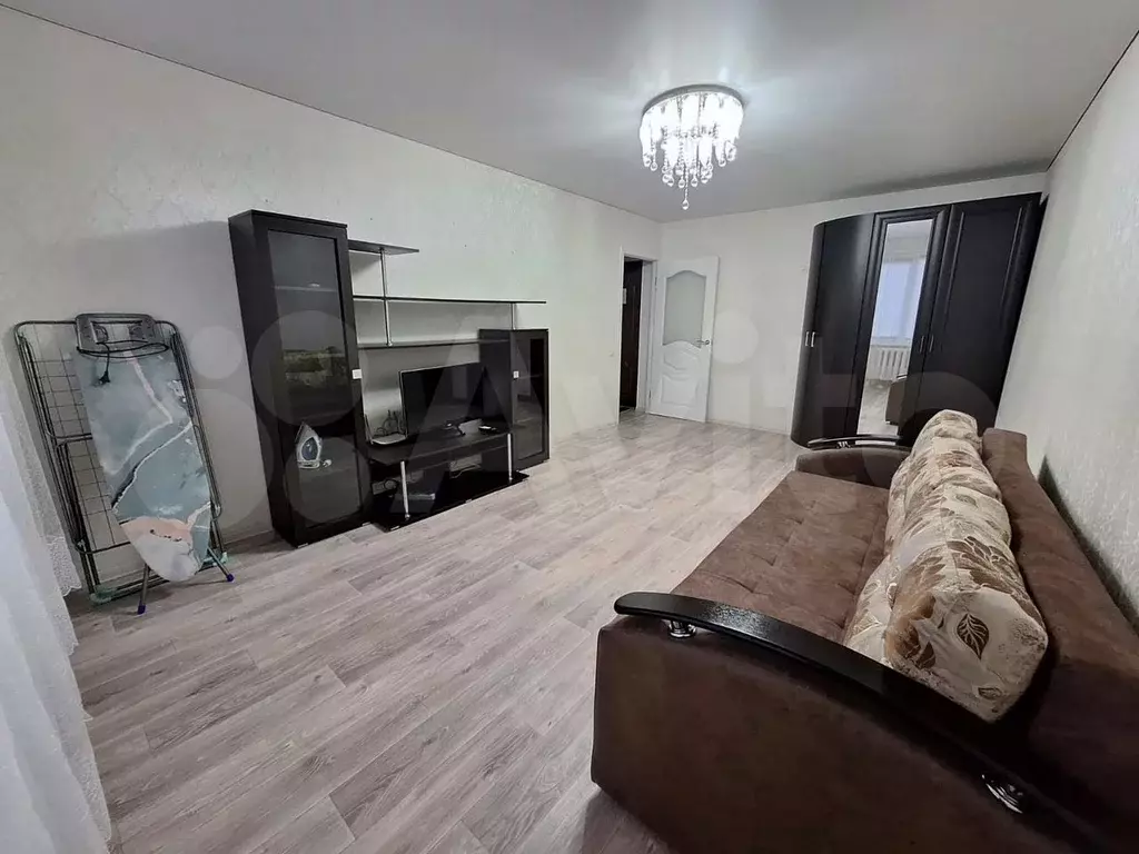 1-к. квартира, 36 м, 6/9 эт. - Фото 0