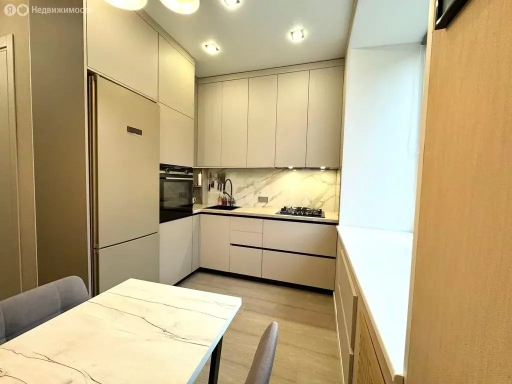 2-комнатная квартира: Череповец, улица Ленина, 92Б (56.5 м) - Фото 1