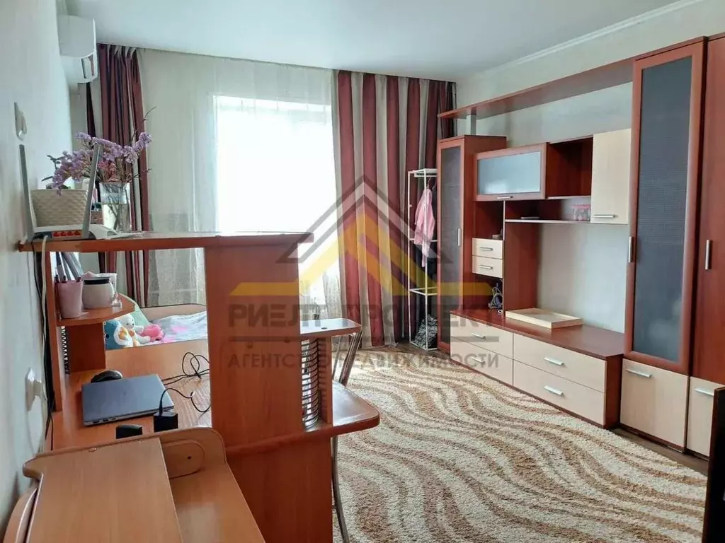 1-к кв. Белгородская область, Старый Оскол Ольминского мкр, 8 (39.0 м) - Фото 1