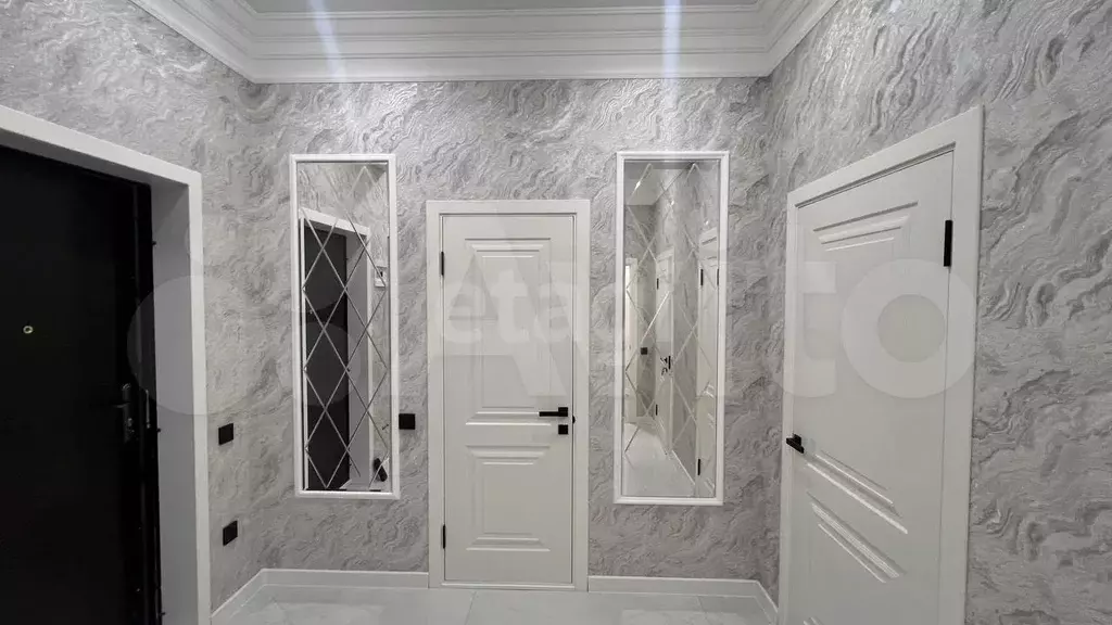 2-к. квартира, 60 м, 2/15 эт. - Фото 0