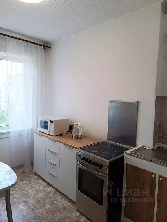 3-к кв. Новосибирская область, Новосибирск ул. Селезнева, 24 (63.0 м) - Фото 0