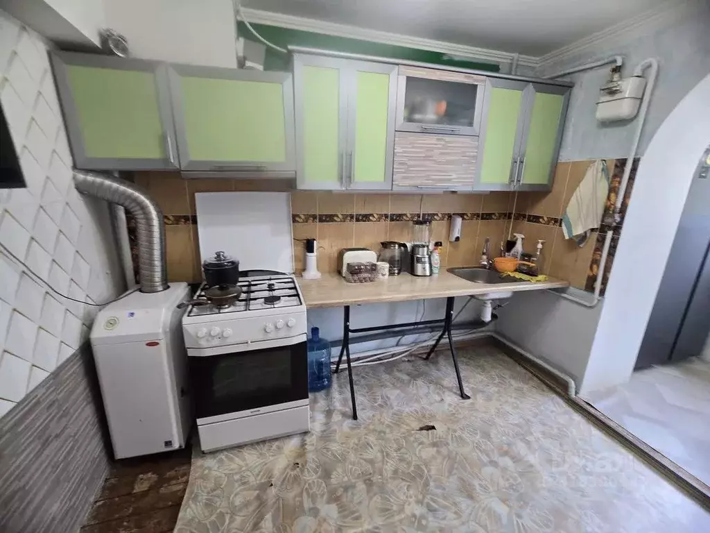 2-к кв. Крым, Сакский район, с. Крымское ул. Парковая (50.8 м) - Фото 1