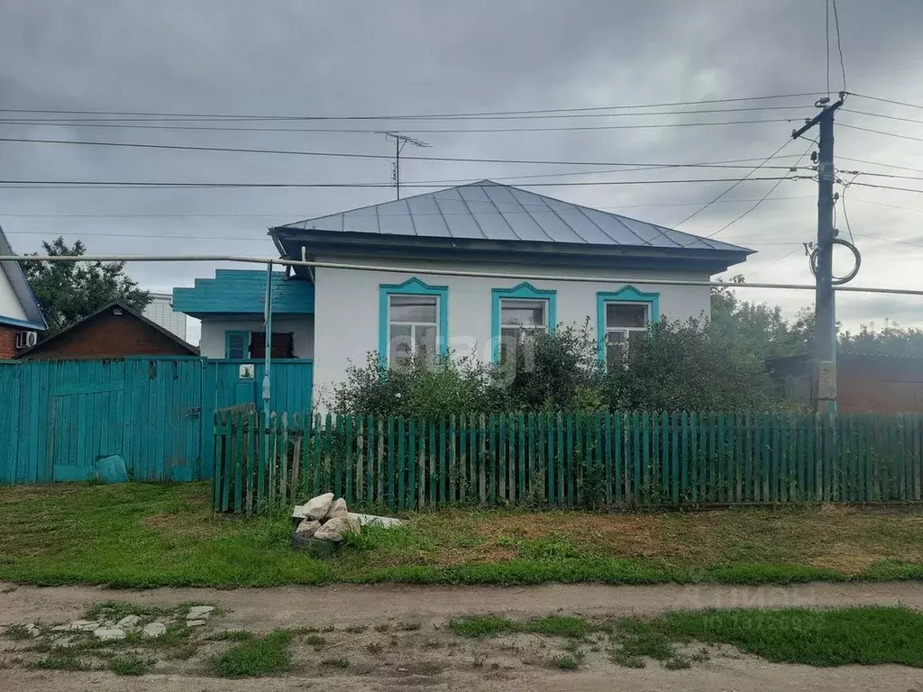 Дом в Саратовская область, Калининск ул. Бардина, 1 (62 м) - Фото 0