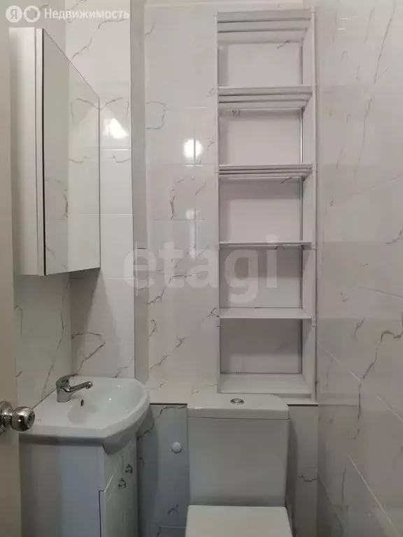 3-комнатная квартира: Пермь, ул. Муромская, 24А (57.7 м) - Фото 2