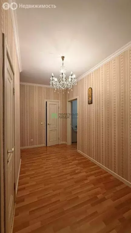 3-комнатная квартира: Ижевск, улица Архитектора П.П. Берша, 32 (82.3 ... - Фото 2