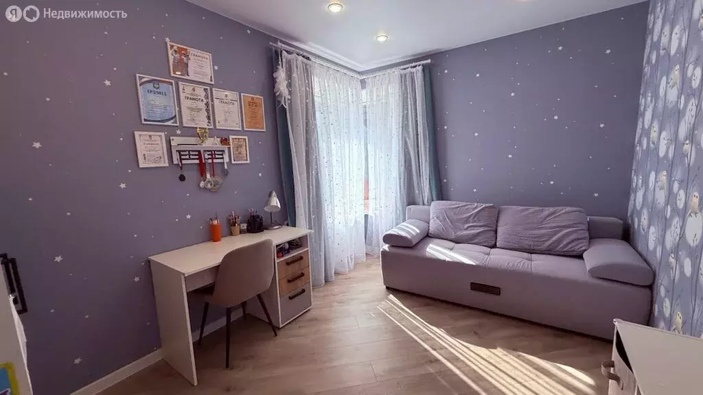 3-комнатная квартира: Сыктывкар, Тентюковская улица, 320к2 (55.6 м) - Фото 1