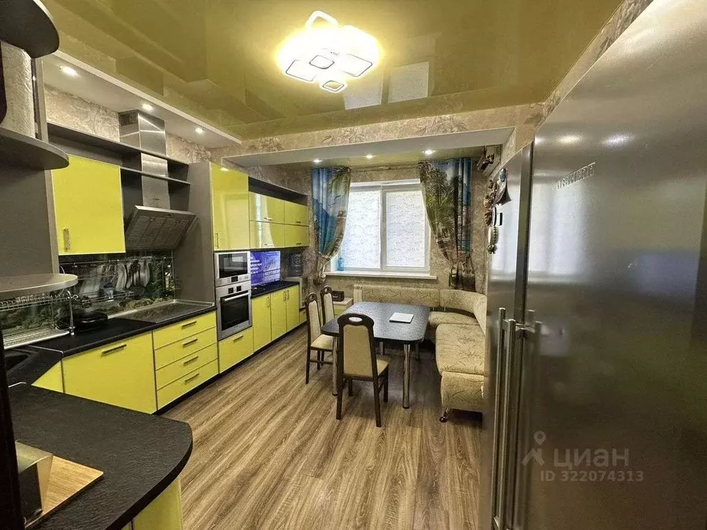 3-к кв. Самарская область, Самара ул. Лейтенанта Шмидта, 1с3 (129.0 м) - Фото 0