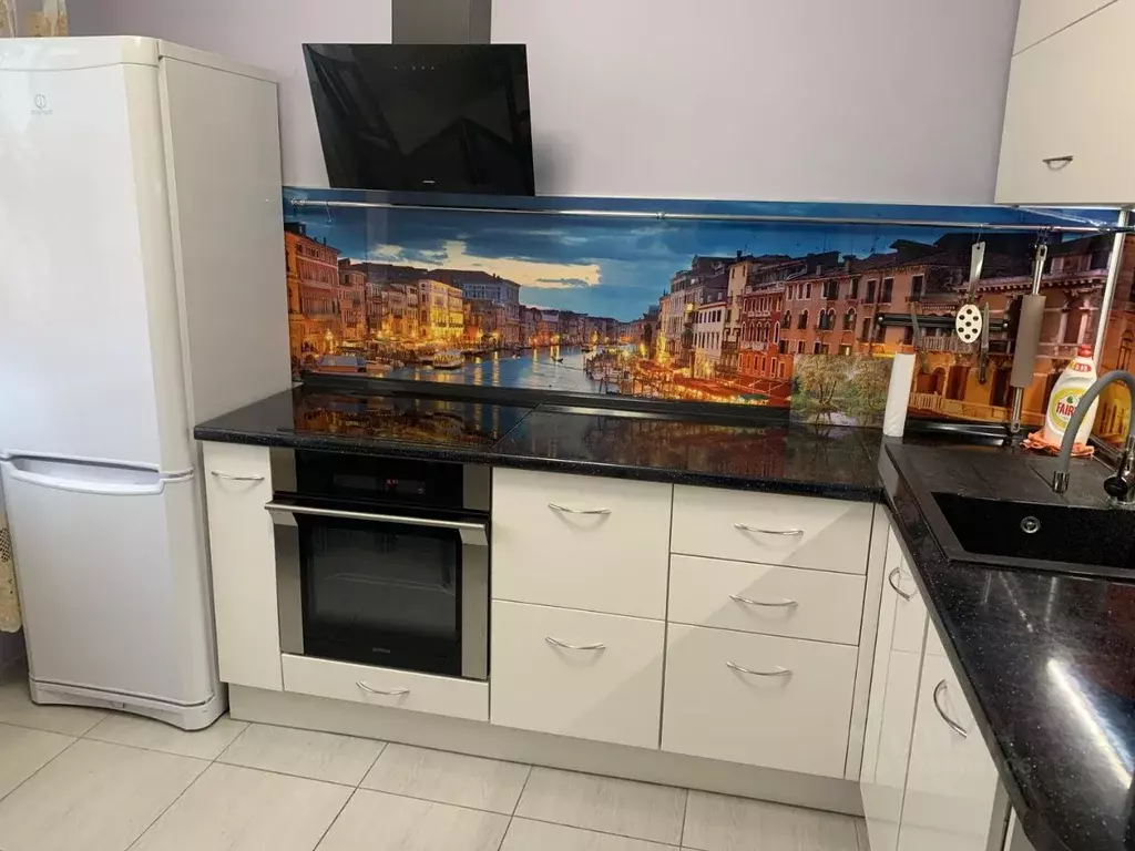 2-к кв. Красноярский край, Красноярск Линейная ул., 99 (54.0 м) - Фото 1