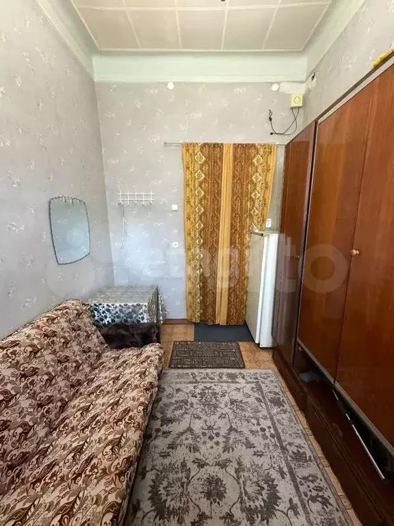 Комната 8 м в 1-к., 2/2 эт. - Фото 0